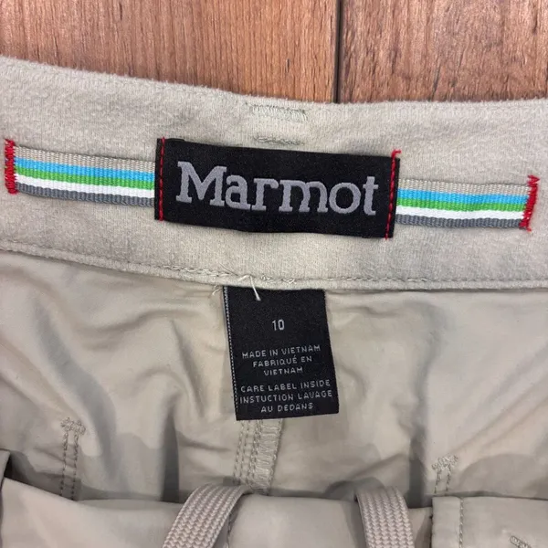 Marmot Shorts Women's 10 Tan Utility Hiking Outdoor Stretch Pockets 5" Inseam - Image 2