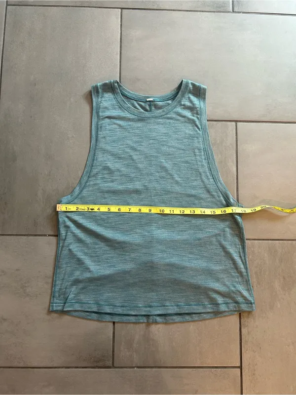 Lululemon Cardio Squad Tank II in Heathered Desert Teal - Image 5