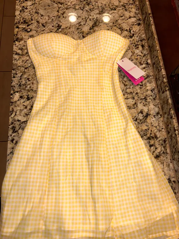 Yellow Dress Beginning Boutique - Image 3