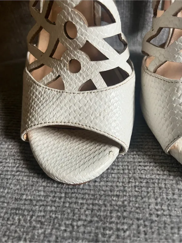 XOXO White Cutout Strappy Peep-Toe Heels - Image 2