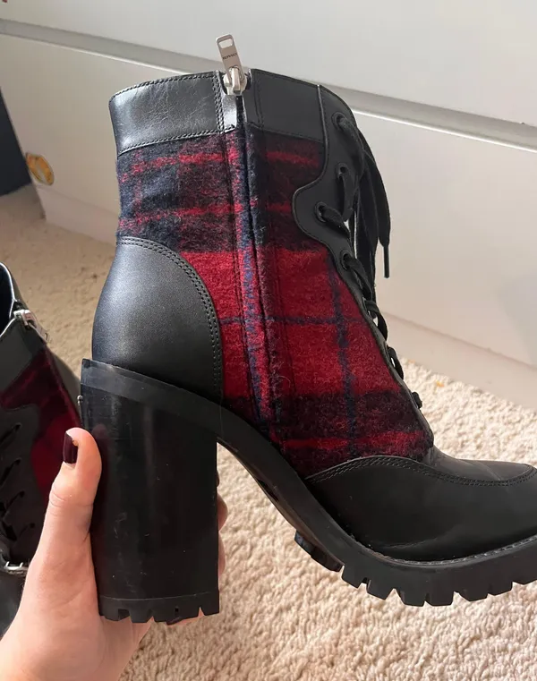 Coach Boots - Image 12