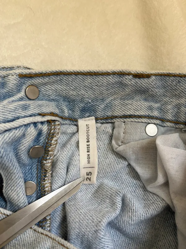 Pacsun Women's High Rise Bootcut Flare Leg Jeans Size 25 - Image 10