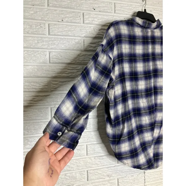 A Shirt Thing Diego plaid flannel‎ Popover top long sleeve women's size small - Image 8