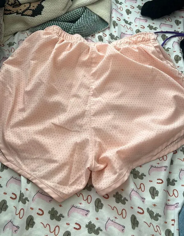 Nike Pink Shorts - Image 3