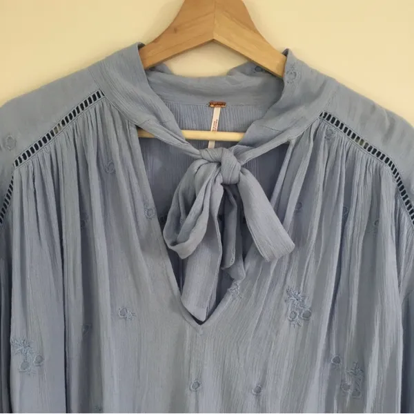 Free People Light Baby Blue Wishful Moments Tie Neck Tunic Top NEW - Image 3