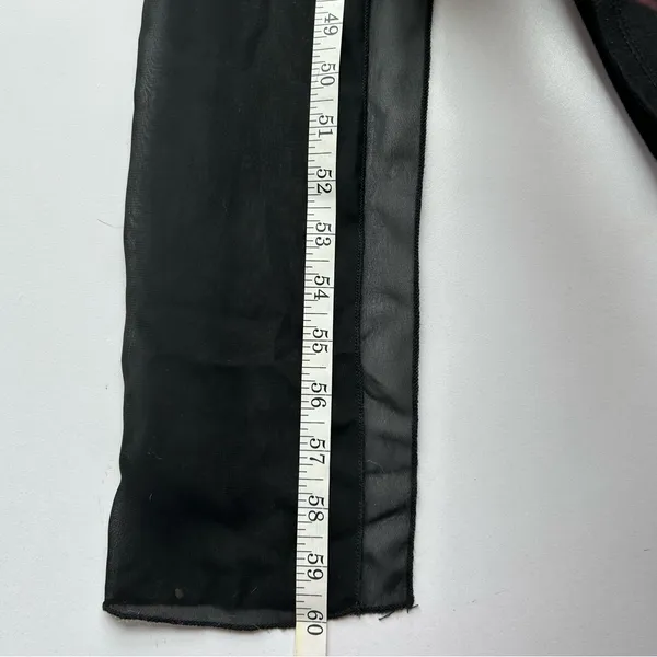 Elegant Black Sleeveless Dress - Image 7