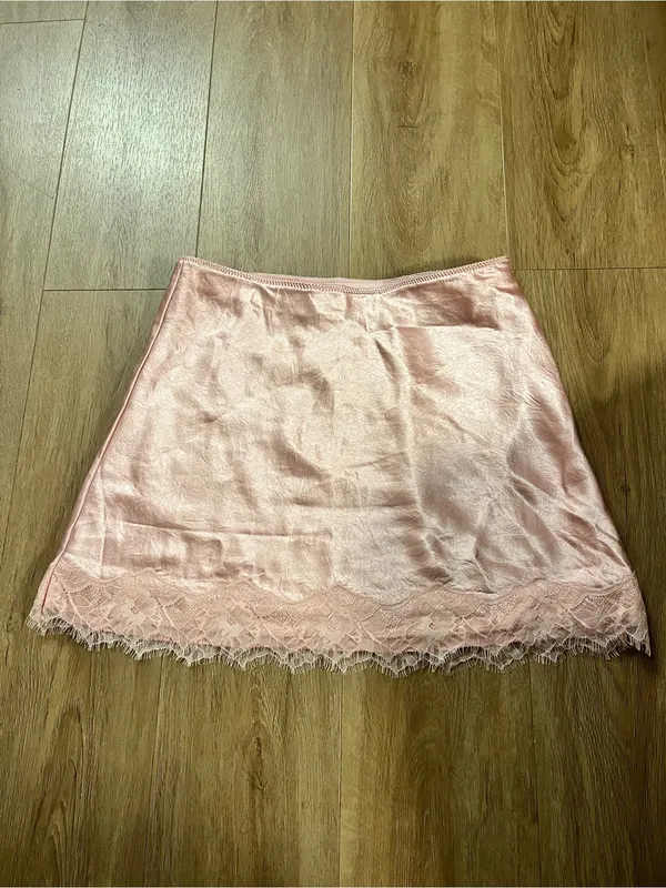EXPRESS Satin Lace Trim Mini Skirt - Image 3