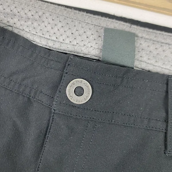 The North Face Shorts Womens 14 Black Hiking Trail Outdoor Quick‎ Dry - Image 8