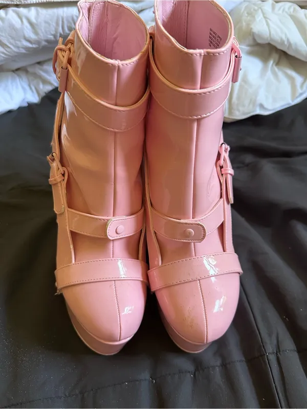 Women’s Pink High Platform Buckle Ankle Boots Size 10 - Image 2