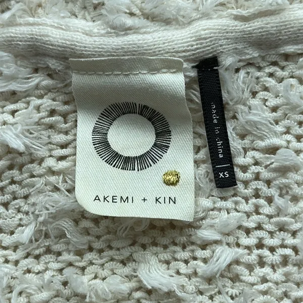 Anthropologie Akemi & Kin Cream Eyelash Open Front Cardigan size SX Oversized - Image 6