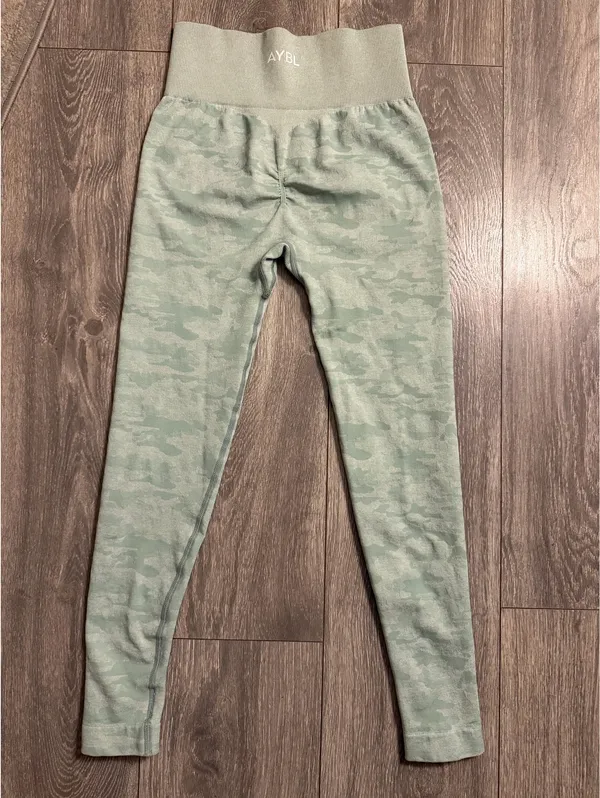 AYBL Seamless Leggings - Image 2