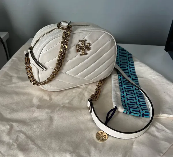 Tory Burch Kira Crossbody Bag - Image 3