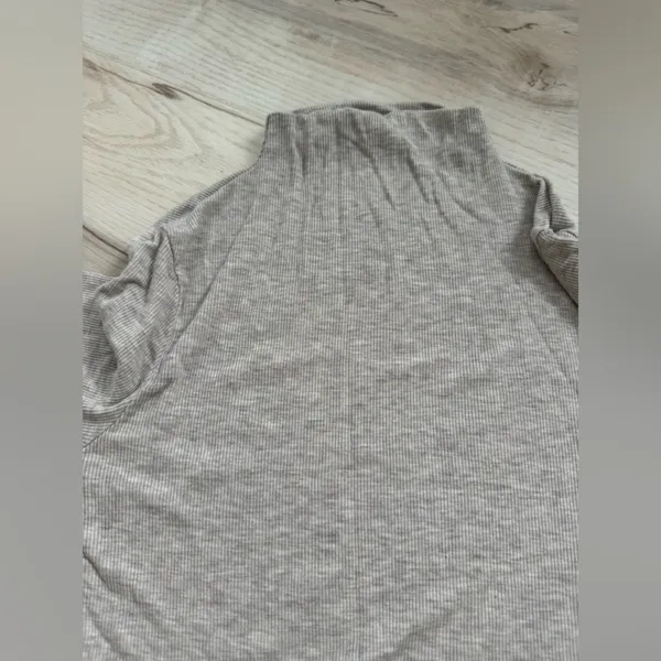 American Eagle Outfitters Taupe Ribbed Mock Neck Long Sleeve Top - Image 3