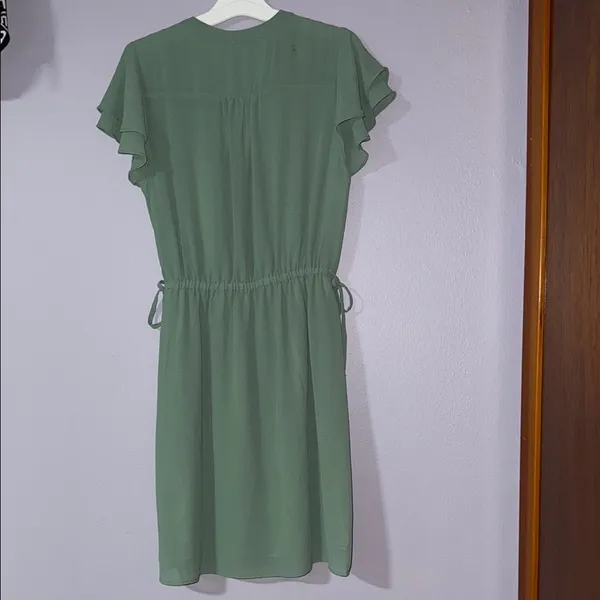 H&M Elegant Green Dress - Image 2