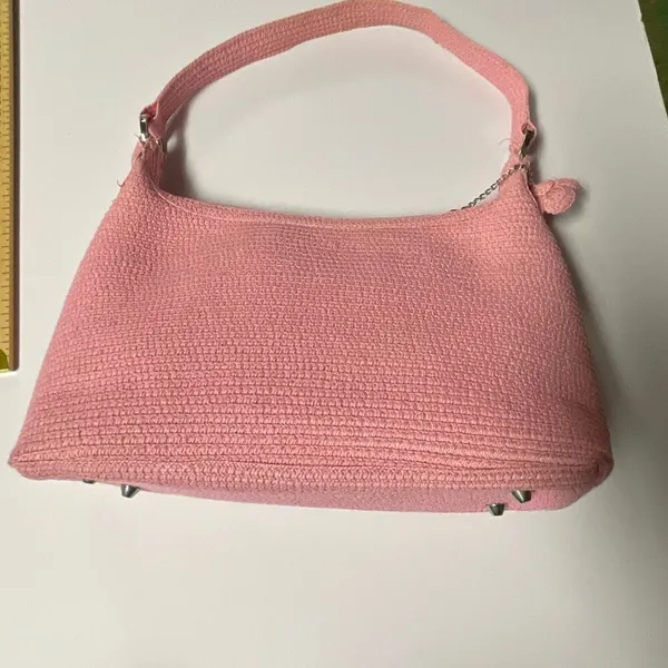 Betmar pink woven satchel or top handle bag. - Image 3