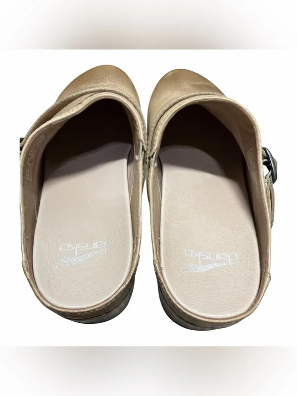 NWOT Dansko Berry Mule Clog Distressed Tan Size 38 - Image 7