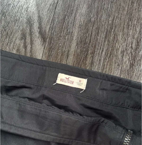 Hollister Mini Skirt - Image 4