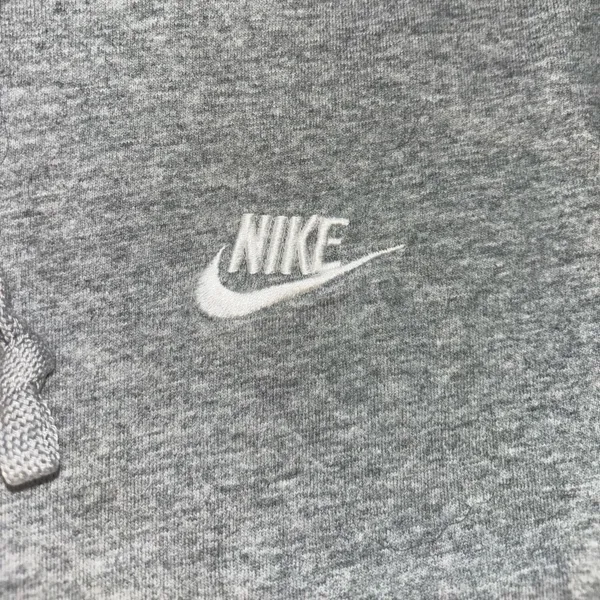 Women’s nike grey pullover - Image 3