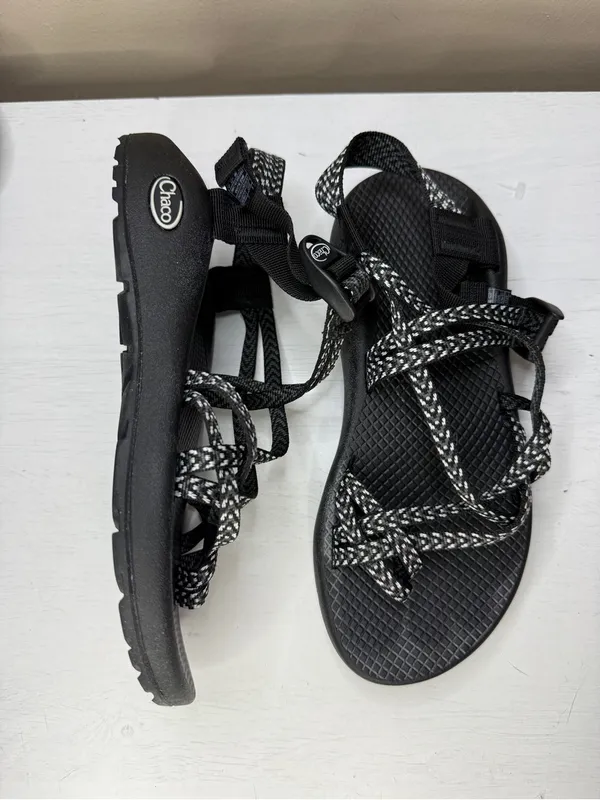 Chacos ZX/2 Black White Hiking Sandals size 8 - Image 4