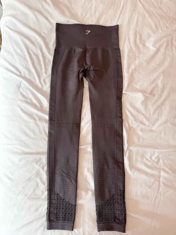 Gymshark Grayish Purple Energy Seamless Leggings Size Small - Image 3