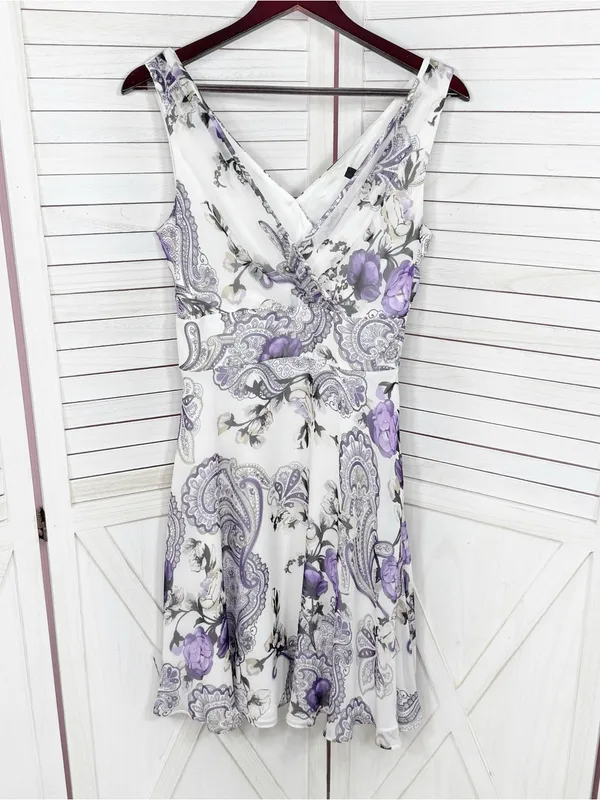 WHBM Floral Paisley Chiffon Fit Flare Sleeveless Dress White Purple Size 6 Fairy - Image 8