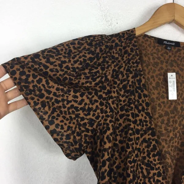 NWT Madewell Flutter-Sleeve Wrap Mini Dress in Painted Leopard Medium - Image 9