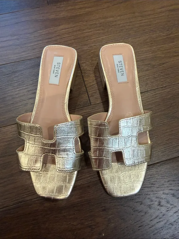 Seven NYC Metallic Gold Harlien Slide Sandal Size 9 - C30-116 - Image 5