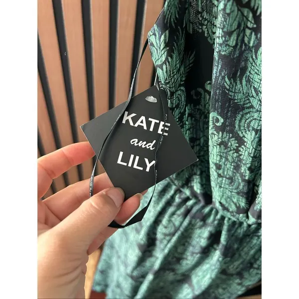 Kate and Lilly green maxi dress size 6 beach dinner wear - Image 3