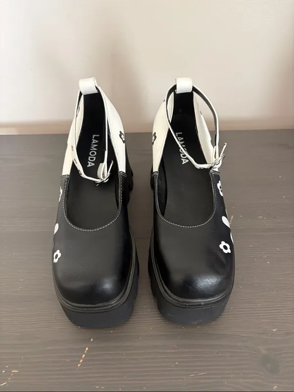 Lamoda Platform Mary Jane Y2K Heels Black White Floral Chunky Lug Sole Size 8 - Image 3