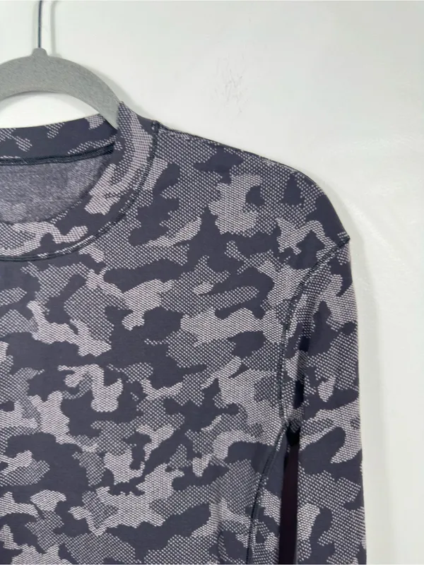 Lululemon Close to Crossing Long Sleeve Rulu‎ 8 Heritage Camo Black Gray - Image 6