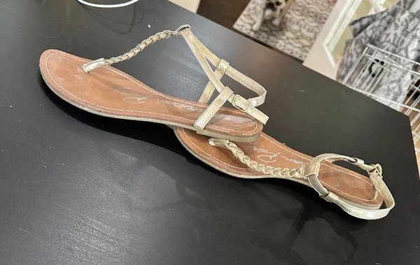 AMERICAN RAG Matte Gold Braided Thong Toe Sandal Size 8.5 - Image 8