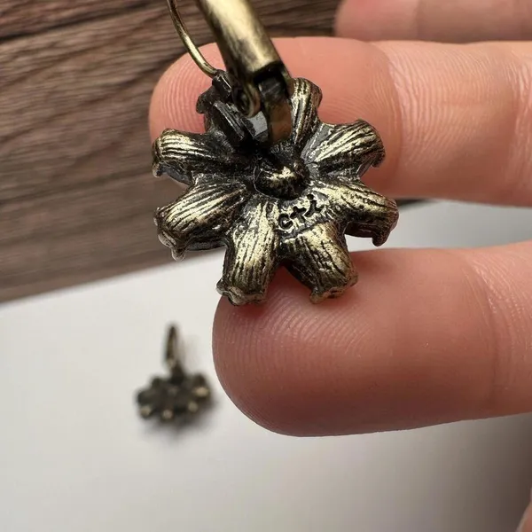 Chloe & Isabel Mirabelle Crystal Flower Drop Earrings - Image 3