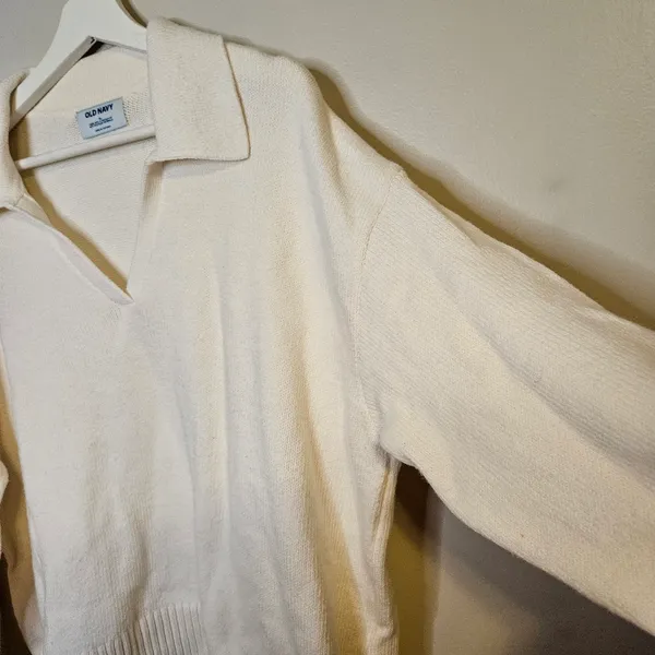 Old Navy Women's V-Neck Cream Polo Sweater Neutral Casual Collared Long Sleeve - Image 5