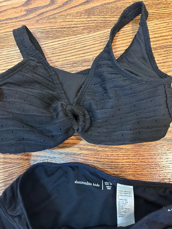 Small Abercrombie bikini - Image 5