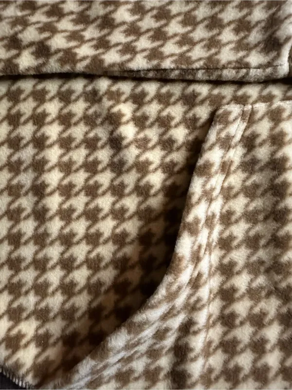 Collection XIIX Women's Houndstooth Fleece Poncho Cape Shawl Wrap L/XL Beige - Image 5