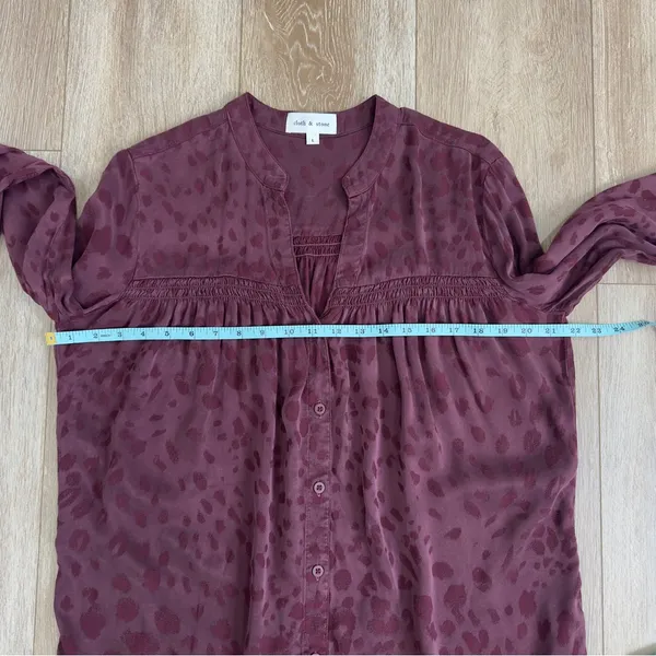 Cloth And Stone Leopard Print Button Down Blouse Burgundy Top Large - Image 6