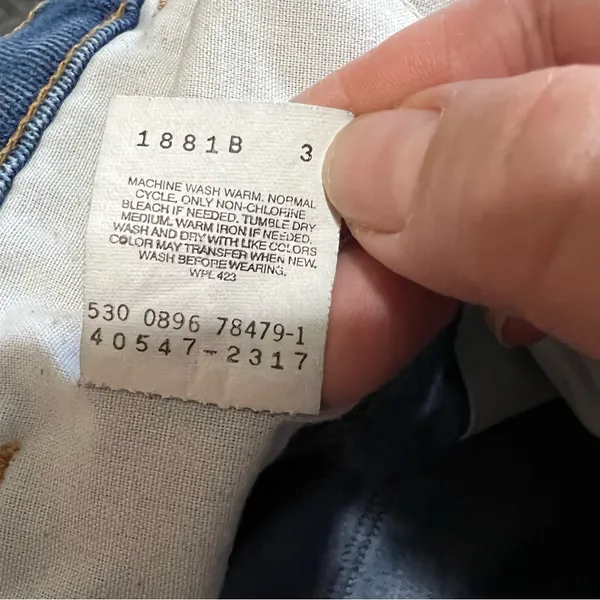 Levi's Vintage 90’s Action Orange Tab High‎ Rise Crop Straight Denim Jeans - Image 12
