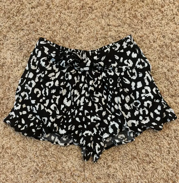 Lulus Leopard Shorts - Image 2