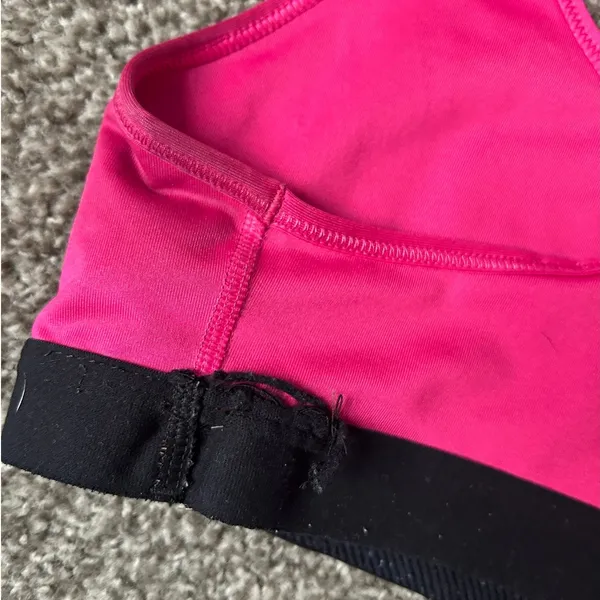 Nike Pink Sports Bra - Small - Image 4