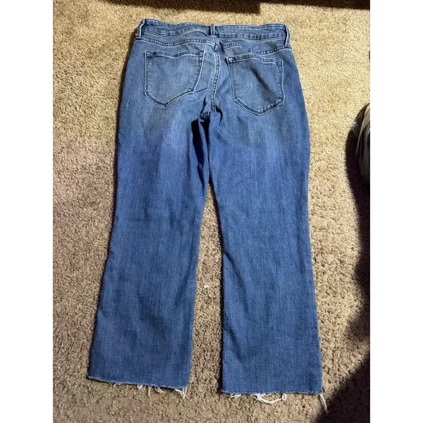 Old Navy Wow Boot-Cut Jeans Womens 8 Mid-Rise Raw Hem Medium‎ Wash Blue Denim - Image 4