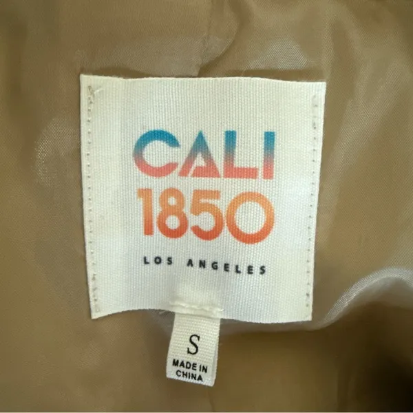 Cali 1850 Women’s Size S Faux Leather Biker Jacket With Zippers NWOT - Image 7