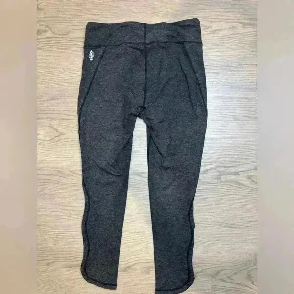 Free People Movement Women’s Infinity Leggings Dark‎ Grey Size S - Image 3