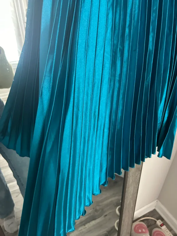 Teal Pleated Midi Skirt Blue - Image 4
