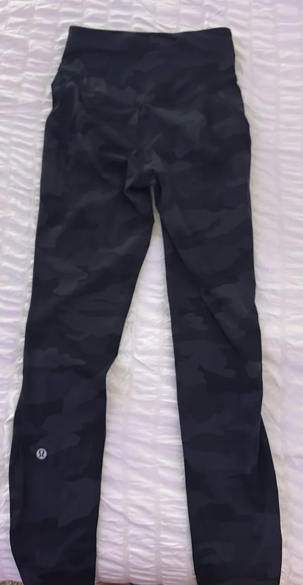 Lululemon Base Pace High-Rise Tights 25" - Image 2