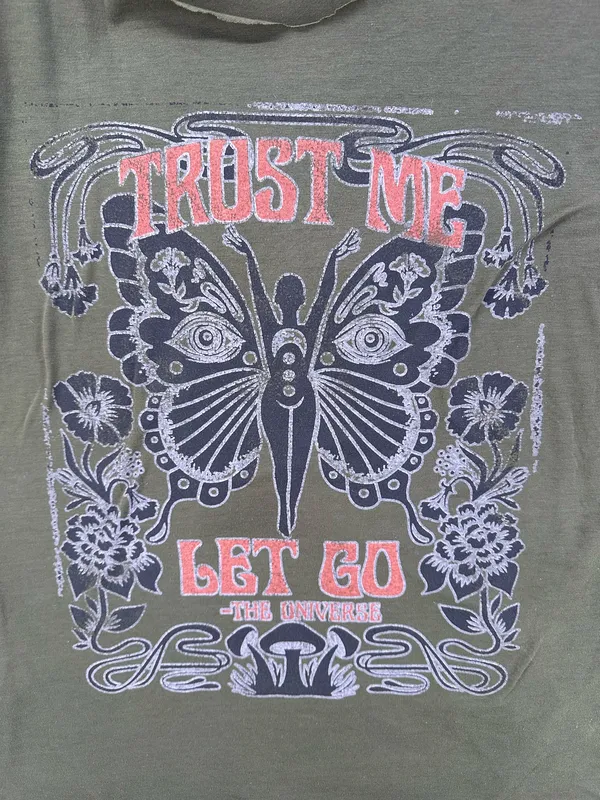 Trust Me Let Go.. The Universe Butterfly Green Top Size L/XL - Image 5