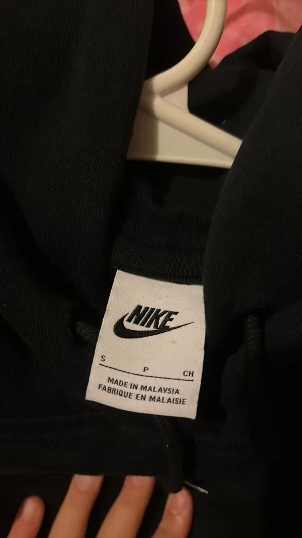 Nike Pullover Hoodie - Image 5