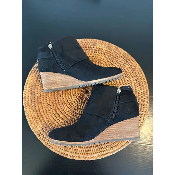 Dr. Scholls Be Energized Black Wedge Ankle‎ Boots Buckle Zip Booties Womens - Image 6