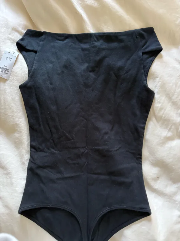 Abercrombie and Fitch Black Bodysuit - Image 3