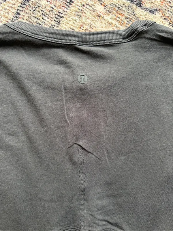 Lululemon Cropped Nulu Twist-Hem Short-Sleeve Shirt - Image 4