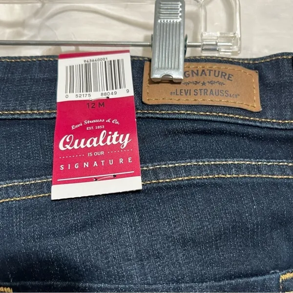 Levi's Stretch Boot Cut Jeans NWT - Image 2